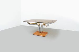 GUIDO FALESCHINI - Tavolo in metallo cromato  base in marmo e paino in vetro fum. Prod. Mariani anni '70 cm 73x127x125