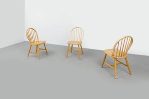 PRODUZIONE ITALIANA - Tre sedie in legno d'acero. Anni '60 cm 92x48x43 5