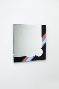 EUGENIO CARMI Genova 1920 - 2016 - Specchio da parete con figure geometriche. Prod. Morphos (Acerbis International) anni '80 cm 90x90