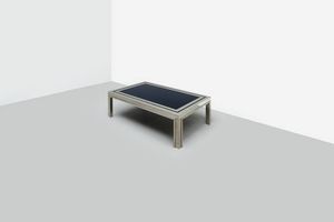 LIWAN'S - Tavolino in acciaio e vetro colorato. Fine anni '70 Marchio del Produttore cm 40x140x93