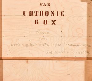 JOE TILSON : Vab Chthonic Box  - Asta 86° ASTA DI ARTE MODERNA E CONTEMPORANEA - Associazione Nazionale - Case d'Asta italiane