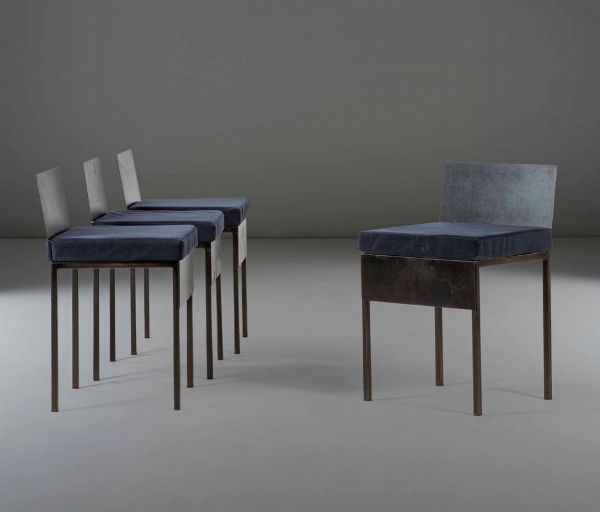 Set di 4 sedie con struttura in metallo laccato e cuscini in tessuto.  - Asta PopUp Design - Associazione Nazionale - Case d'Asta italiane