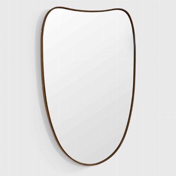Specchio da parete con cornice in ottone, struttura in legno e cristallo specchiato.  - Asta PopUp Design - Associazione Nazionale - Case d'Asta italiane