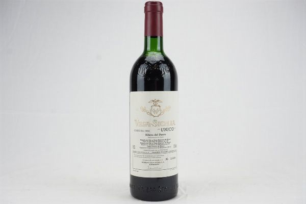 Unico Vega Sicilia 1983  - Asta Il Fascino e l'Eleganza - Un percorso tra i migliori Vini italiani e francesi - Associazione Nazionale - Case d'Asta italiane