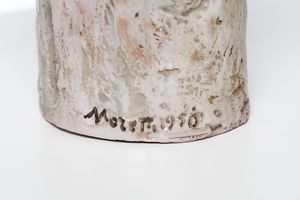 MORETTI MARIO (1917 - 2008) : Figura femminile con pennuti  - Asta ASTA 324 - FICTILIADORABILIS - CERAMICHE (tradizionale) - Associazione Nazionale - Case d'Asta italiane