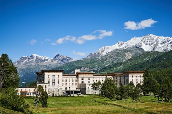 Maloja Palace Hotel : La Montagna Super Chic  - Asta Asta Benefica: Win&Itaca - Per la mente con gusto - Associazione Nazionale - Case d'Asta italiane