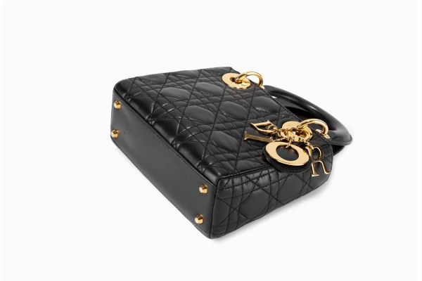 Christian Dior : Borsa Mini Lady Dior  - Asta Luxury Fashion - Associazione Nazionale - Case d'Asta italiane