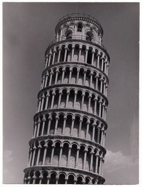 Dalla serie Kleine Italienfahrt, la Torre di Pisa  - Asta Fotografia - Associazione Nazionale - Case d'Asta italiane