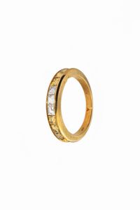 ANELLO - Peso gr 4 0 Misura 12 (52) anello in oro giallo con diamanti taglio carr per totali ct 0 28 ca e sei zaffiri  [..]