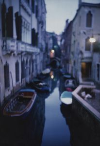 GOLDIN NAN (n. 1953) : Canal in Venice at dawn, winter.  - Asta ASTA 329 - ARTE MODERNA E CONTEMPORANEA (Tradizionale) - Associazione Nazionale - Case d'Asta italiane