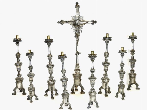 Importanti paramenti da altare in argento  - Asta Un antico casale: arredi e collezioni - III - Associazione Nazionale - Case d'Asta italiane