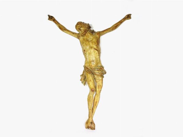 Cristo crocifisso in legno tenero intagliato e laccato  - Asta Un antico casale: arredi e collezioni - III - Associazione Nazionale - Case d'Asta italiane