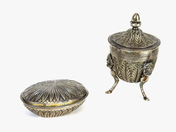 Lotto di oggetti in argento  - Asta Un antico casale: arredi e collezioni - III - Associazione Nazionale - Case d'Asta italiane