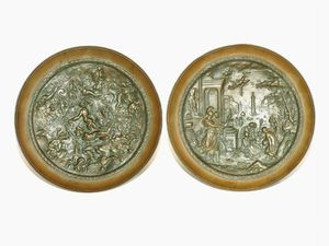 Coppia di alzatine in bronzo  - Asta Un antico casale: arredi e collezioni - III - Associazione Nazionale - Case d'Asta italiane