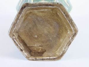 Coppia di vasi con coperchio in porcellana policroma  - Asta Un antico casale: arredi e collezioni - III - Associazione Nazionale - Case d'Asta italiane