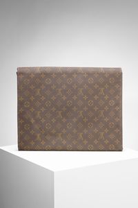 Vuitton Louis : Clutch portadocumenti canvas monogram.  - Asta ASTA 330 - VINTAGE (online) - Associazione Nazionale - Case d'Asta italiane