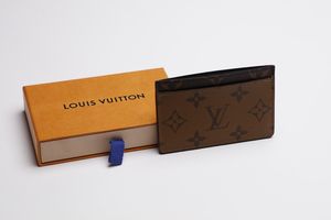 Vuitton Louis : Porta credit card.  - Asta ASTA 330 - VINTAGE (online) - Associazione Nazionale - Case d'Asta italiane