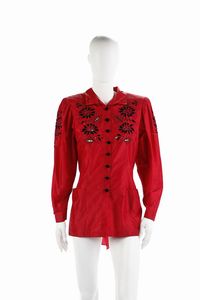 BARAGNESI CINZIA - Camicia rossa con ricami ad intaglio e non, rifiniti in velluto nero, spalline imbottite e bottoni in velluto. Taglia 42IT.