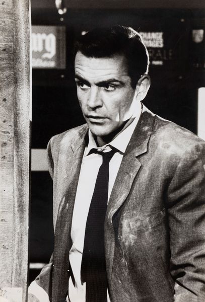 David Hurn : Sean Connery in Agente 007 - Si vive solo due volte  - Asta Fotografia: Celebrities - Associazione Nazionale - Case d'Asta italiane