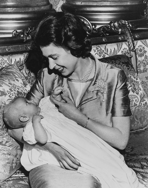 Cecil Beaton (attr.) : Last baby  - Asta Fotografia: Celebrities - Associazione Nazionale - Case d'Asta italiane