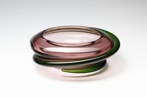 VETRERIA SALVIATI - Centrotavola in vetro ametista decorato con applicazioni a spirale color verde