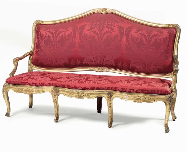 Salotto in legno intagliato e dorato composto da divano e sei sedie, Genova XVIII secolo  - Asta Arredi | Cambi Time - Associazione Nazionale - Case d'Asta italiane