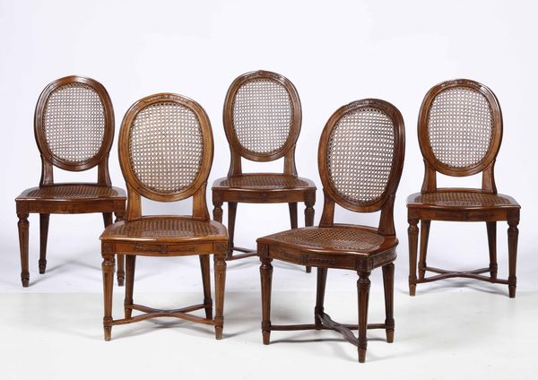 Cinque sedie in noce in stile Luigi XVI, XIX secolo  - Asta Arredi | Cambi Time - Associazione Nazionale - Case d'Asta italiane