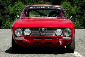 Alfa Romeo - 2000 GT Veloce (Bertone)