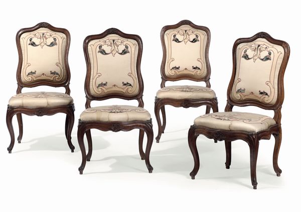 Quattro sedie Luigi XV in noce, Genova XVIII secolo  - Asta Da una collezione genovese | Cambi Time - Associazione Nazionale - Case d'Asta italiane