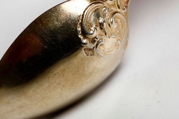 Insieme di posate in argento dorato, Francia XIX-XX secolo  - Asta Da una collezione genovese | Cambi Time - Associazione Nazionale - Case d'Asta italiane