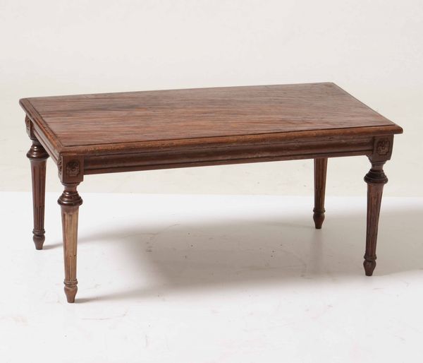 Tavolino da salotto in stile Luigi XVI  - Asta Da una collezione genovese | Cambi Time - Associazione Nazionale - Case d'Asta italiane