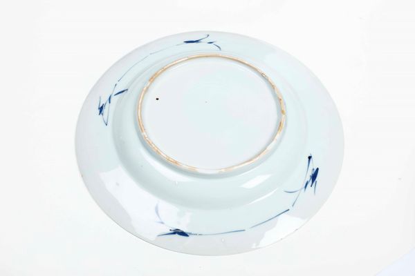 Nove piatti in porcellana Imari  - Asta Da una collezione genovese | Cambi Time - Associazione Nazionale - Case d'Asta italiane