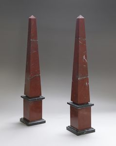 MANIFATTURA ITALIANA - Coppia di obelischi
