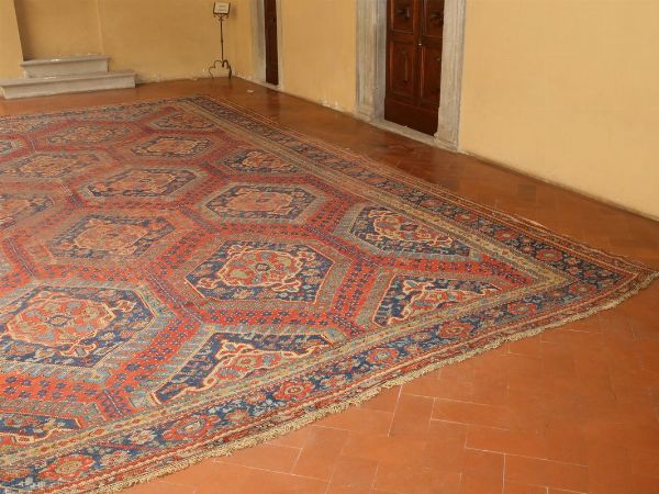 Grande tappeto Ushak di vecchia manifattura  - Asta Arredi da Palazzo Compagni a Firenze - Associazione Nazionale - Case d'Asta italiane