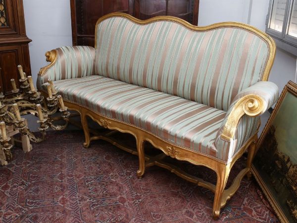 Grande divano in legno intagliato e dorato  - Asta Arredi da Palazzo Compagni a Firenze - Associazione Nazionale - Case d'Asta italiane