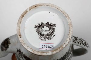 Una teiera e una caffettiera Inghilterra, Staffordshire, Manifattura William Ridgway, 1830 circa  - Asta Ceramiche e Arredo per la Tavola | Cambi Time - Associazione Nazionale - Case d'Asta italiane