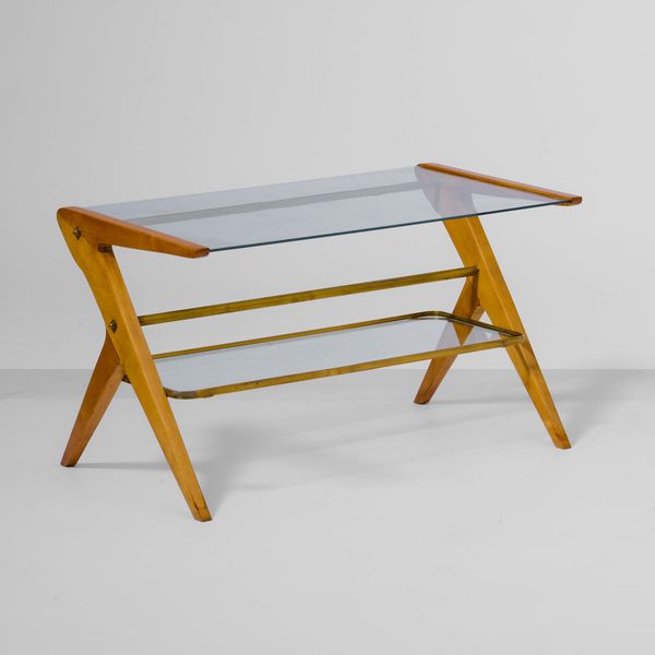 Tavolo basso con struttura in legno e ottone, piani in cristallo molato.  - Asta Design Lab - Associazione Nazionale - Case d'Asta italiane