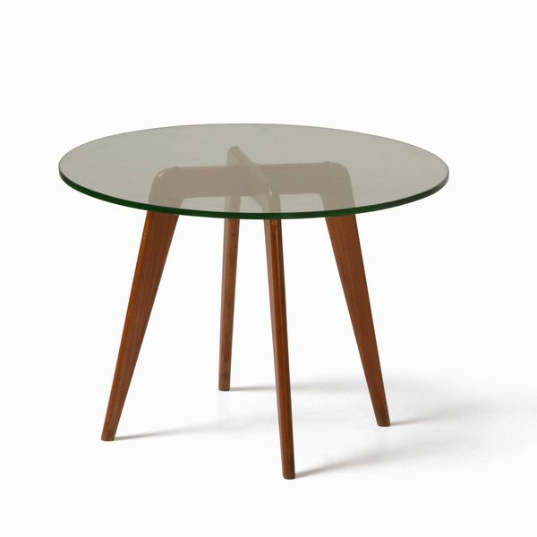 Tavolo basso con struttura in legno e piano in cristallo molato.  - Asta Design Lab - Associazione Nazionale - Case d'Asta italiane