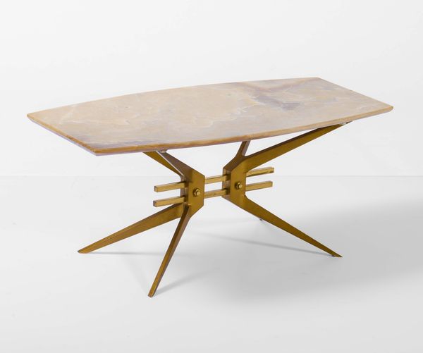 Tavolo basso con struttura in ottone e piano in marmo.  - Asta Design Lab - Associazione Nazionale - Case d'Asta italiane