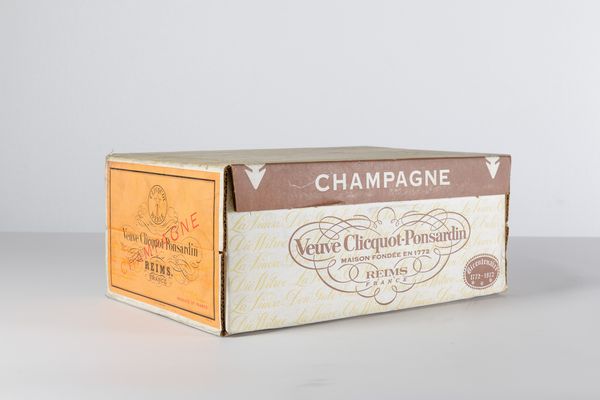 Veuve Clicquot-Ponsardin, Champagne  - Asta Heritage. Vini e Distillati da Collezione - Associazione Nazionale - Case d'Asta italiane