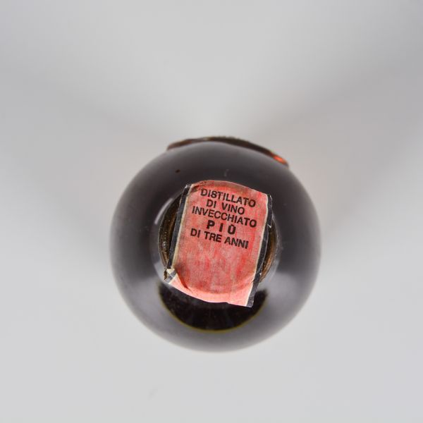Hine, Grande Champagne Cognac Family Reserve  - Asta Heritage. Vini e Distillati da Collezione - Associazione Nazionale - Case d'Asta italiane
