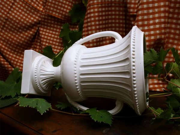 Vaso mediceo in ceramica  - Asta Stile toscano: curiosit da una residenza di campagna - Associazione Nazionale - Case d'Asta italiane