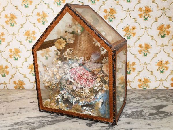 Teca devozionale in vetro  - Asta Stile toscano: curiosit da una residenza di campagna - Associazione Nazionale - Case d'Asta italiane