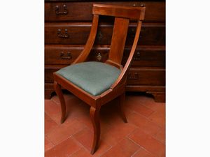 Tre sedie in noce e ciliegio  - Asta Stile toscano: curiosit da una residenza di campagna - Associazione Nazionale - Case d'Asta italiane