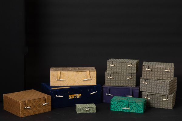 Lotto composto da undici scatole con rivestimento in tessuto, Cina, XX secolo  - Asta Arte Orientale | Cambi Time - Associazione Nazionale - Case d'Asta italiane
