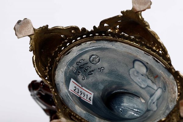 Due piccoli vasi. Inghilterra, Manifattura Gerbing & Stephan, seconda met del XIX secolo  - Asta Ceramiche | Cambi Time - Associazione Nazionale - Case d'Asta italiane