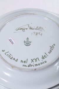 Coppia di piatti dipinti dal pittore Giorgio Michetti (Viareggio 1912- 2019), 1984  - Asta Ceramiche | Cambi Time - Associazione Nazionale - Case d'Asta italiane