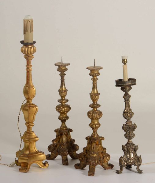Lotto composto da quattro antichi candelieri  - Asta Antiquariato | Cambi Time - Associazione Nazionale - Case d'Asta italiane