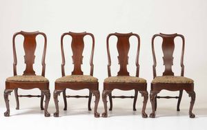 Divano e otto sedie in legno intagliato. XIX secolo  - Asta Antiquariato | Cambi Time - Associazione Nazionale - Case d'Asta italiane