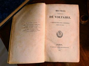Oeuvres compltes de Voltaire  - Asta Arredi e Dipinti dall'antica Fattoria Franceschini, in parte provenienti da Villa I Pitti - Associazione Nazionale - Case d'Asta italiane